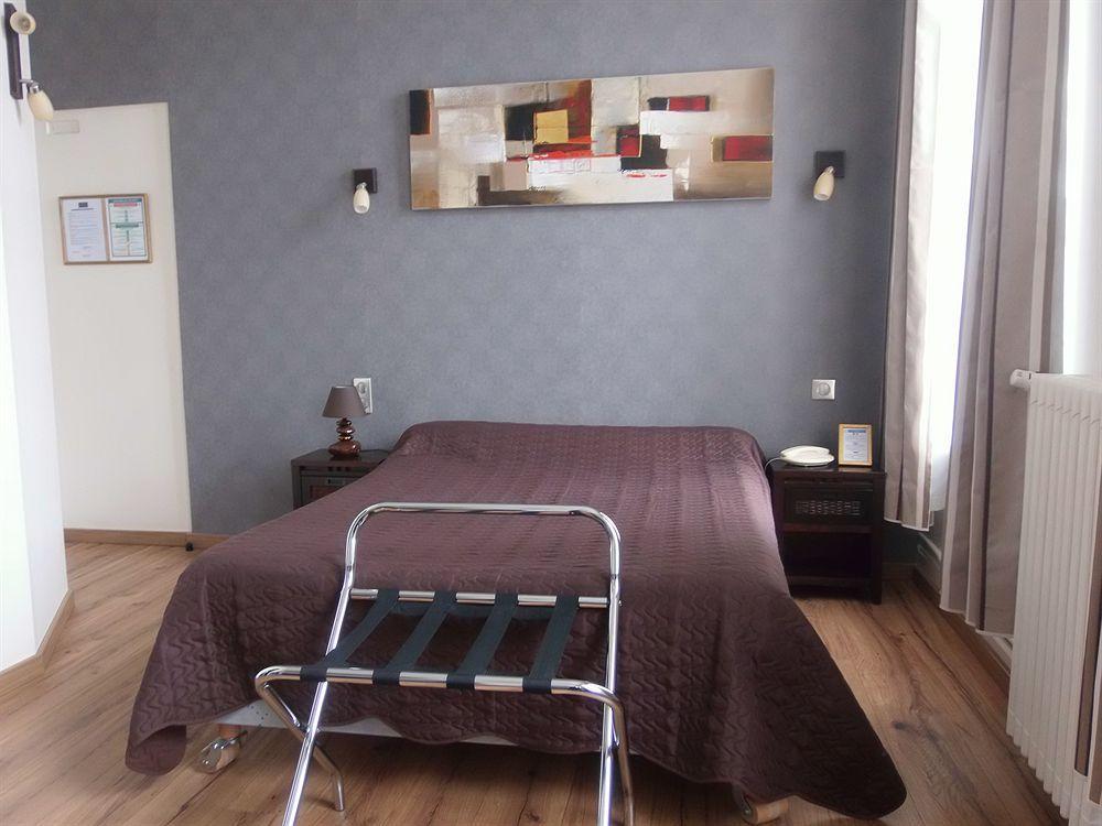 Hotel Memorial سانت كونتان المظهر الخارجي الصورة