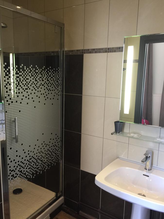 Hotel Memorial سانت كونتان المظهر الخارجي الصورة