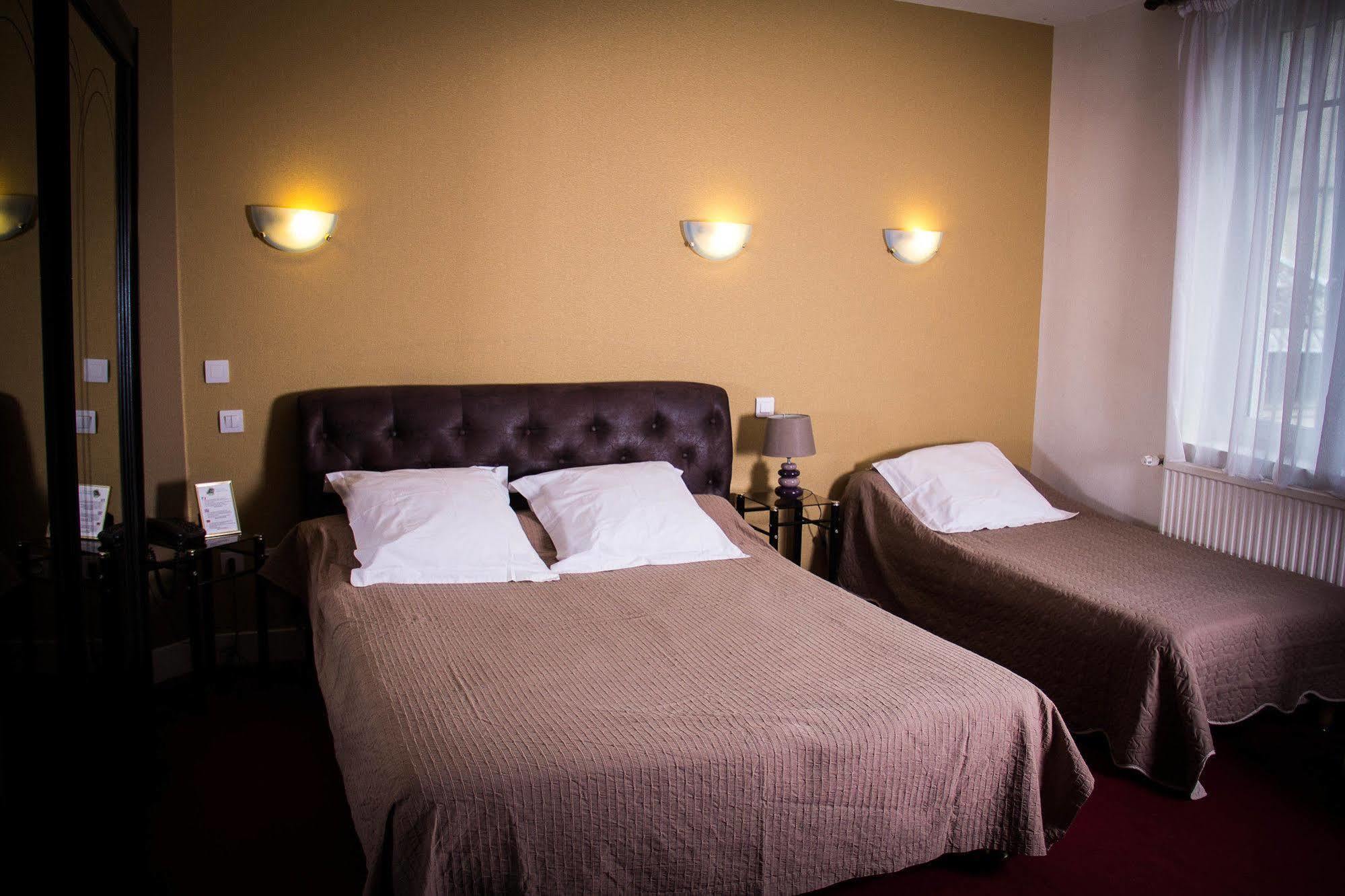 Hotel Memorial سانت كونتان المظهر الخارجي الصورة