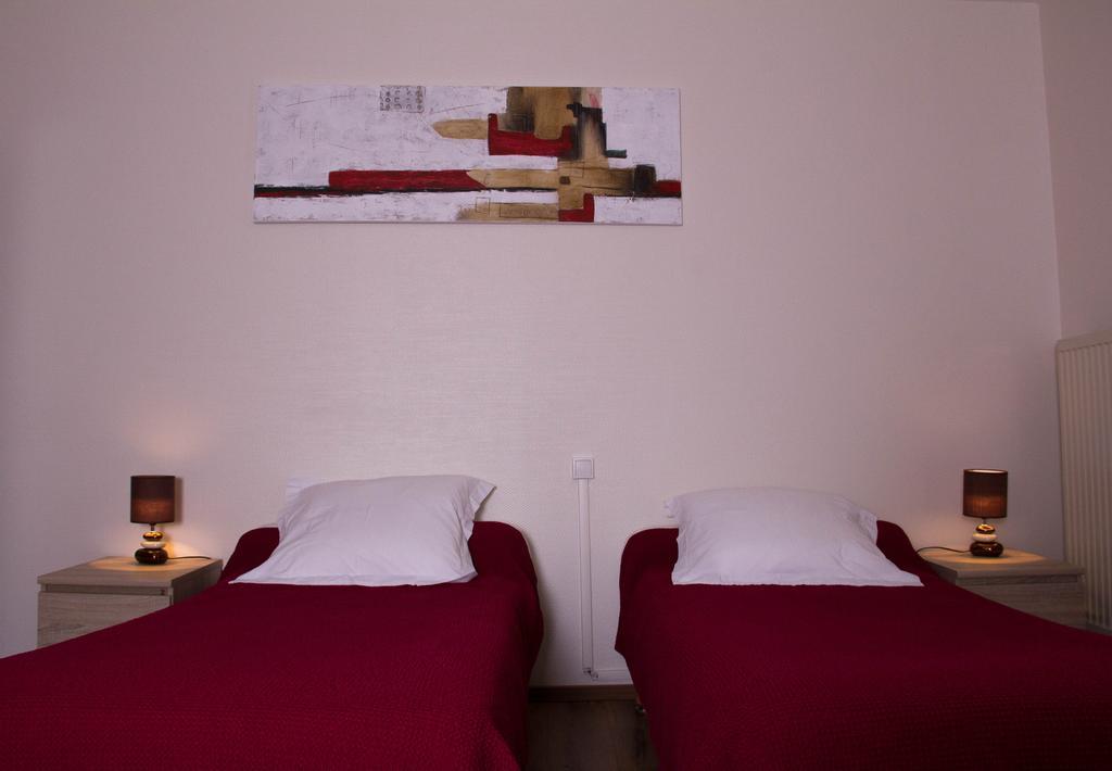 Hotel Memorial سانت كونتان الغرفة الصورة